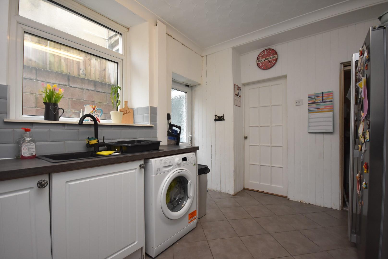 14 Charlotte Place, Barry, CF31 3QE